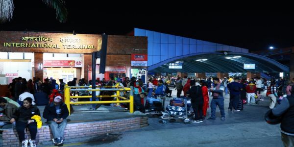 ज्वालामुखी विस्फोट के चलते कतर एयरलाइंस के दो विमानों को काठमांडू में रोका गया