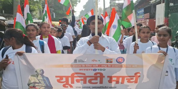 लौह पुरुष की जयंती पर निकला यूनिटी मार्च