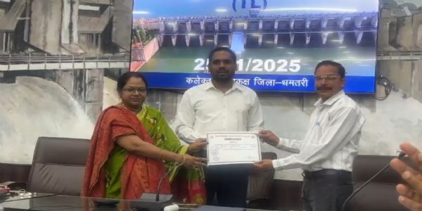 एसआईआर 2026 का उत्कृष्ट कार्य करने वाले 19 बीएलओ सम्मानित