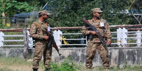 पाकिस्तान के सुरक्षा बलों की गोलीबारी में खैबर पख्तूनख्वा में 22 विद्रोही मारे गए