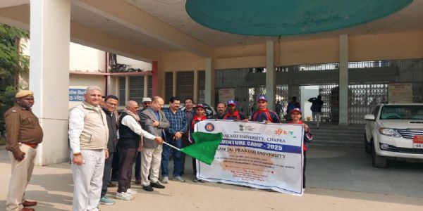 जेपीयू का एनएनएस टीम साहसिक शिविर के लिए धर्मशाला रवाना