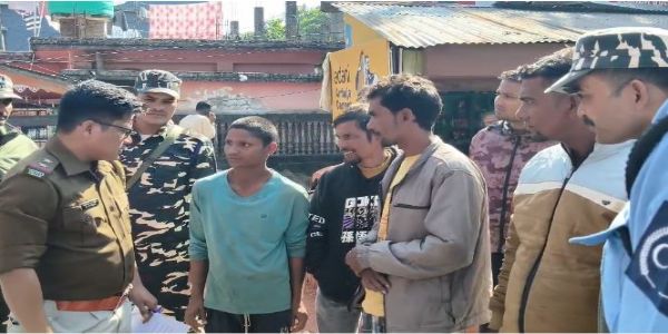 एसएसबी के हत्थे चढ़ा चार मवेशी तस्कर