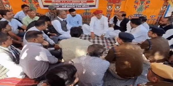 बेटे के हत्यारों की गिरफ्तारी की मांग को लेकर अस्‍सी वर्षीय मां का नौ दिन से आमरण अनशन