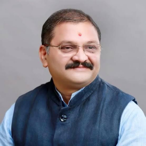 भारतीय जनता पार्टी के मुख्य प्रदेश प्रवक्ता व सांसद संतोष पाण्डेय