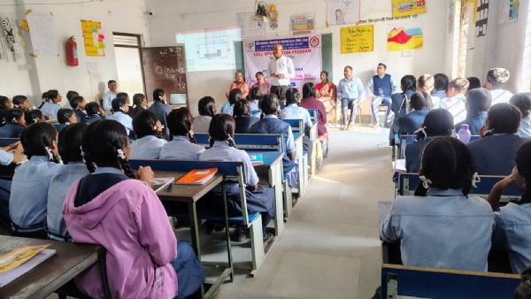 कोरबा : एचटीपीएस ने हाईस्कूल के बच्चों का कराया सेमिनार एवं कॅरियर काउंसिलिंग