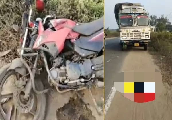 हाइस्कूल के प्रधान शिक्षक चिन्मय कोणार का वाहन