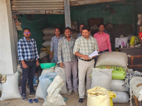 बलौदाबाजार : अवैध धान खपाने की मंशा रखने वाले दो कारोबारियों से 164 कट्टा धान जब्त