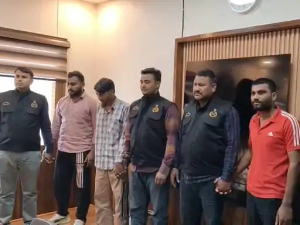 आरोपी पुलिस की गिरफत् में