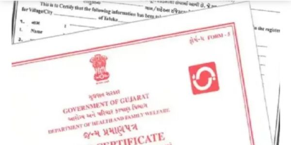 गुजरात में आधार-जन्म/मृत्यु प्रमाणपत्र में नाम सुधार हुआ आसान