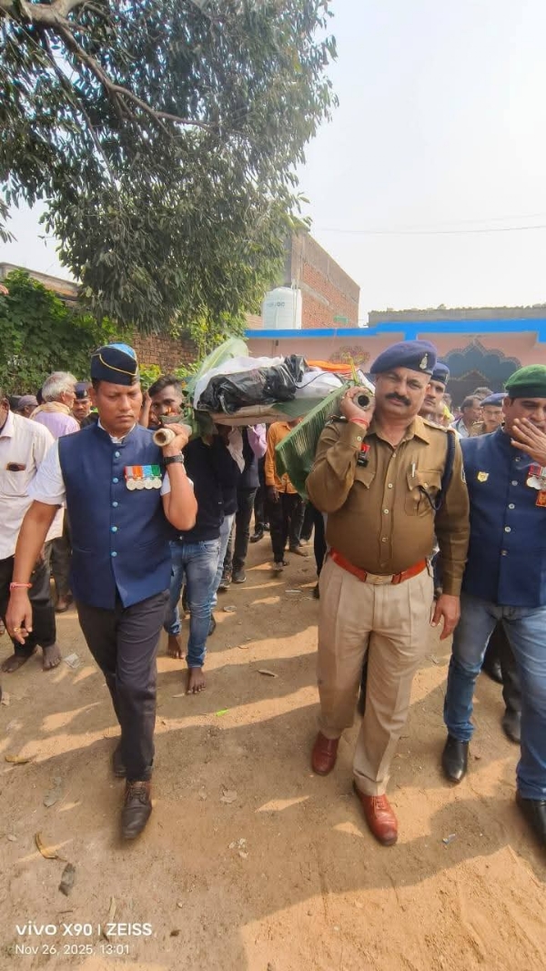 सुकली सड़क हादसे में दो सैनिकों की भी मौत, नवागढ़ में सैन्य सम्मान के साथ अंतिम संस्कार