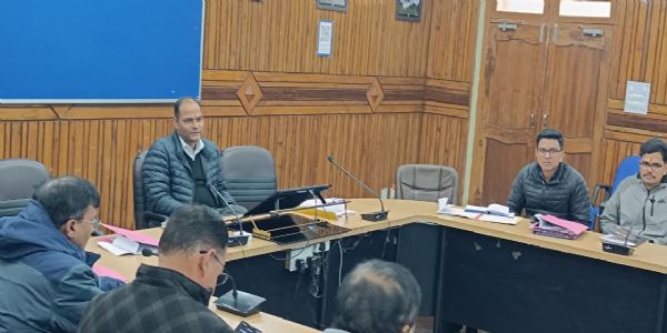 नमामि गंगे कार्यों की समीक्षा