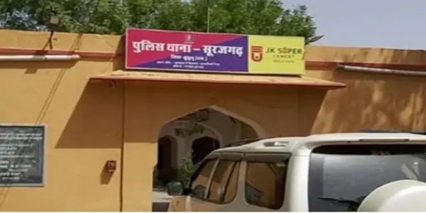 सूरजगढ़ में कार-बाइक भिड़ंत दो युवक गंभीर घायल