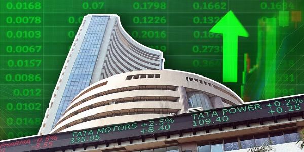 मामूली बढ़त के साथ हरे निशान पर बंद हुआ शेयर बाजार, सेंसेक्स 111 अंक उछला