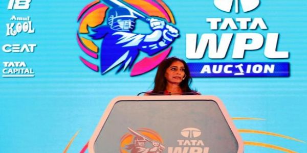 डब्ल्यूपीएल ऑक्शन : दीप्ति शर्मा 3.2 करोड़ में यूपी वॉरियर्ज़ को मिलीं, शिखा पांडे को मिले 2.40 करोड़