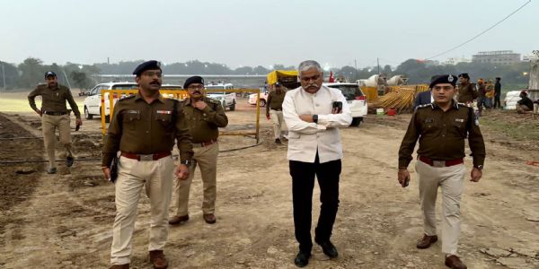 उज्जैनः इंटेलिजेंस एडीजी और आईजी ने किया सामूहिक विवाह सम्मेलन स्थल का निरीक्षण