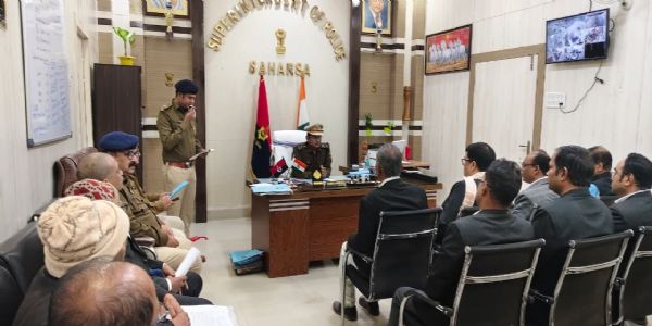 पुलिस अधीक्षक ने व्यवहार न्यायालय के लोक अभियोजक के साथ की बैठक