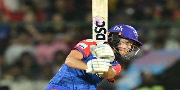 ऑस्ट्रेलियाई गेंदबाज ऑलराउंडर जेस जोनासन