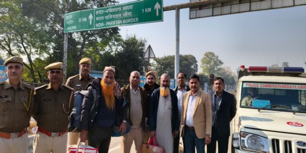 भारत ने रिहा किए पाकिस्तान के तीन कैदी, अटारी-बाघा बार्डर के रास्ते भेजा गया