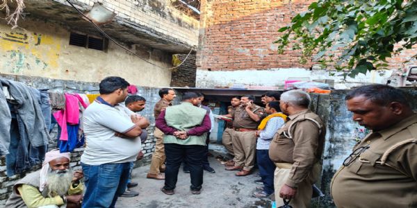 बाराबंकी में युवक ने फांसी लगाकर की आत्महत्या