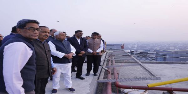 मुख्यमंत्री नीतीश कुमार ने पटना चिकित्सा महाविद्यालय एवं अस्पताल का किया निरीक्षण