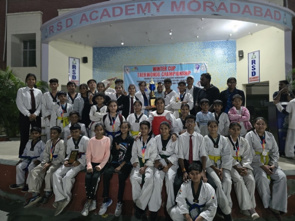 द्वितीय विंटर कप ताइक्वांडो प्रतियोगिता में आरएसडी और थापा ताइक्वांडो एकेडमी बने विजेता