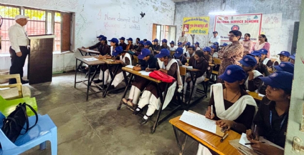 प्रतियोगिता में हिस्सा लेते वालंटियर। प्रतियोगिता में हिस्सा लेते वालंटियर।