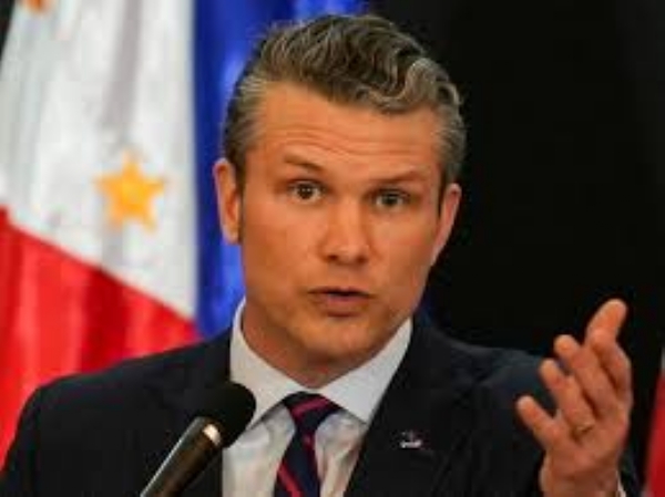 अमेरिकी रक्षा मंत्री पीट हेगसेथ