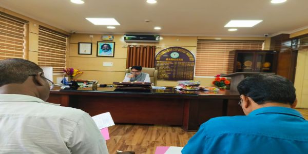 सामाजिक सुरक्षा कोषांग के कार्यों को लेकर डीसी ने की समीक्षा