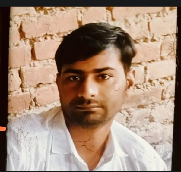 फोटो - म्रतक की फाइल फोटो फोटो - म्रतक की फाइल फोटो