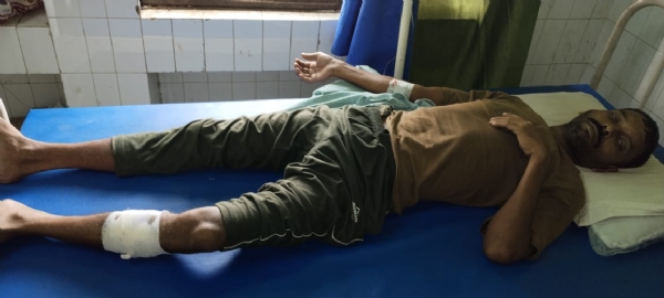 पुलिस मुठभेड़ में घायल चोर जिला अस्पताल में भर्ती पुलिस मुठभेड़ में घायल चोर जिला अस्पताल में भर्ती