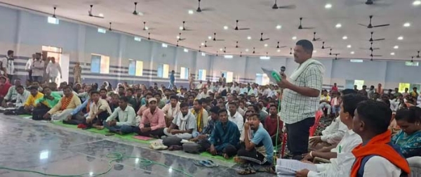 बैठक के बाद पुन: माइंस शुरू करने की बनी सहमति