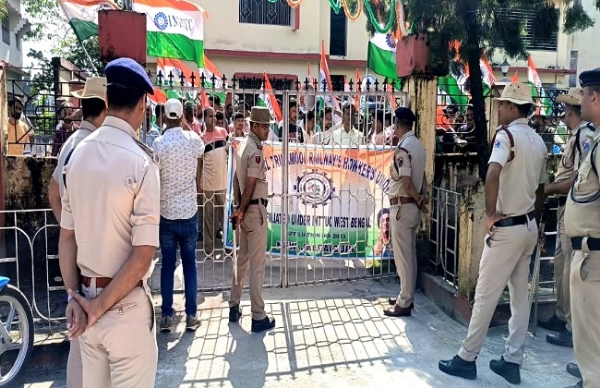 हॉकरों का प्रदर्शन हॉकरों का प्रदर्शन