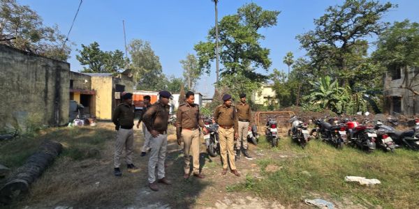 एसएसपी ने किया अमनौर थाना का वार्षिक  निरीक्षण