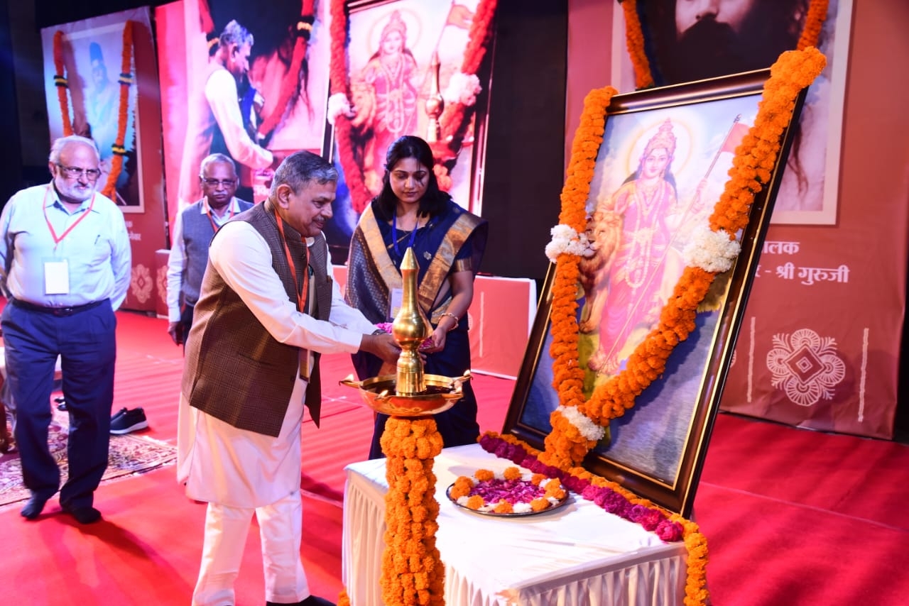 - दत्तात्रेय होसबाले