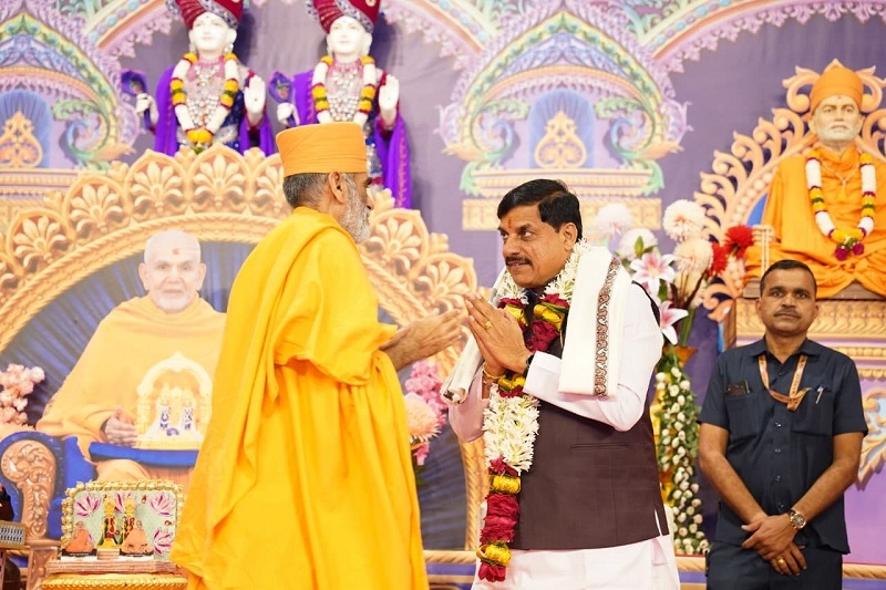 जबलपुर में बीएपीएस स्वामीनारायण संस्था के जीवन उत्कर्ष महोत्सव में मुख्यमंत्री जबलपुर में बीएपीएस स्वामीनारायण संस्था के जीवन उत्कर्ष महोत्सव में मुख्यमंत्री
