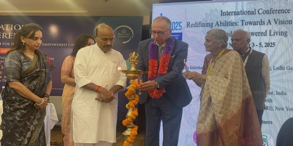 तीन दिवसीय अंतरराष्ट्रीय सम्मेलन का शुभारंभ