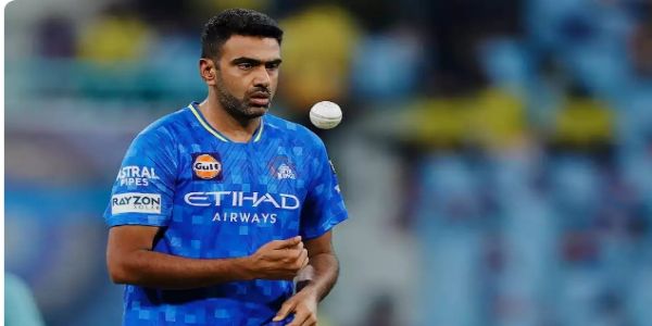 भारतीय ऑफ स्पिनर रविचंद्रन अश्विन भारतीय ऑफ स्पिनर रविचंद्रन अश्विन