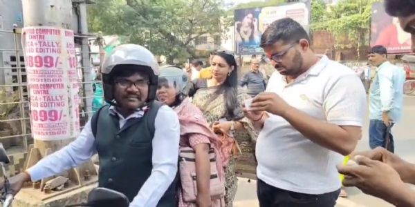 मैं हूं धनबाद कार्यक्रम के तहत सडक सुरक्षा के प्रति किया जा रहा जागरूक