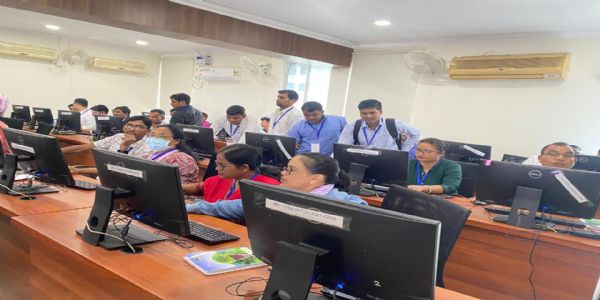 बीबीएमएस प्रतिनि‍धि‍यों ने लिया लैब-सिस्टम पर प्रशि‍क्षण