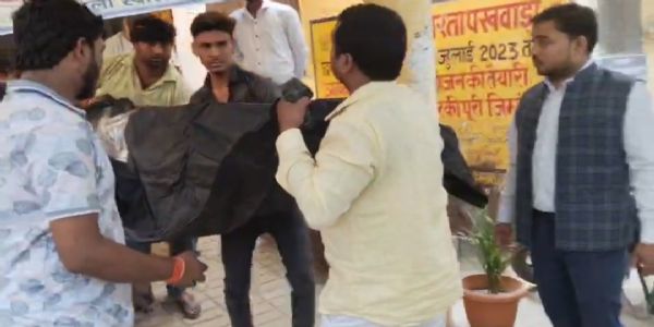 कंबाइन मशीन की टक्कर से किसान की मौत