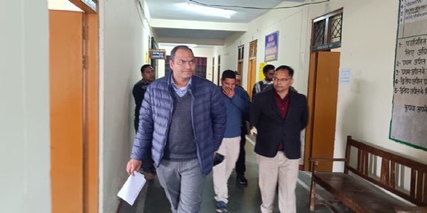 जिलाधिकारी ने तहसील पाटी का किया निरीक्षण, व्यवस्थाओं में पारदर्शिता व जवाबदेही पर जोर