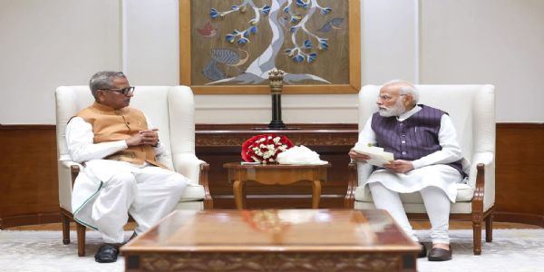 राज्यपाल माथुर ने प्रधानमंत्री मोदी से की शिष्टाचार भेंट