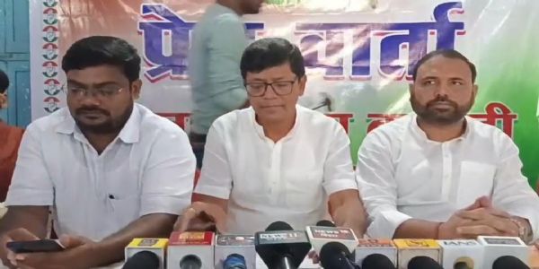 स्मार्ट सिटी के नाम पर हो रही है लूट: कांग्रेस