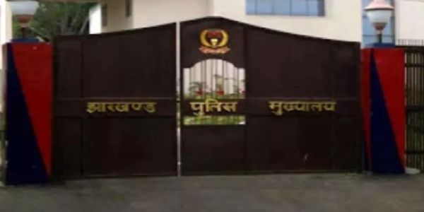 झारखंड पुलिस मुख्यालय का आदेश : 15 नवंबर से पुलिसकर्मी पहनें शीतकालीन वर्दी