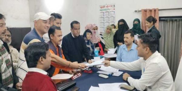 हल्द्वानी में तहसील दिवस में फरियादियों ने दर्ज की समस्याएं