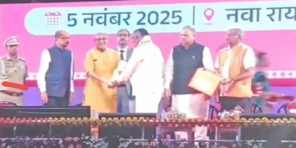 धमतरी : सहकारिता के क्षेत्र में डोमा सोसायटी में बेहतर कार्य, मिला सर्वाेच्च ठाकुर प्यारेलाल पुरस्कार