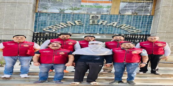 दो संगीन मामलों में घोषित आरोपी गिरफ्तार