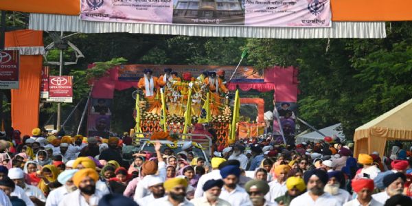 गुरुपर्व पर नानकमय हुई लौहनगरी, सतनाम-वाहेगुरु के जाप से गूंजा शहर