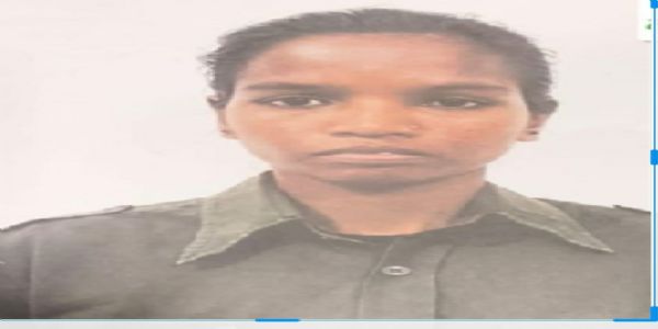 आत्मसमर्पित इनामी हार्डकोर महिला नक्सली कमला सोरी आत्मसमर्पित इनामी हार्डकोर महिला नक्सली कमला सोरी