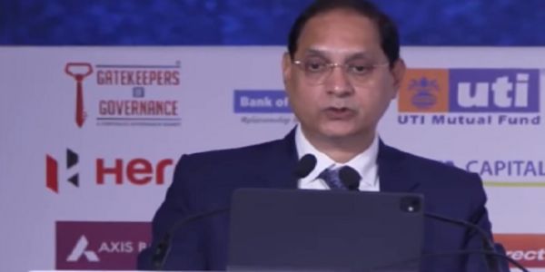 सेबी मूल्यांकन संबंधी चिंताओं पर हस्तक्षेप नहीं करेगा : तुहिन कांत पांडेय